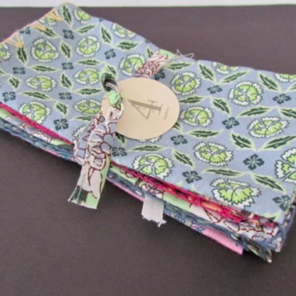 Anthropologie 100% Cotton Tangier Oasis Napkins Set of 4 Summer Dining 18" NEW - Picture 2 of 10